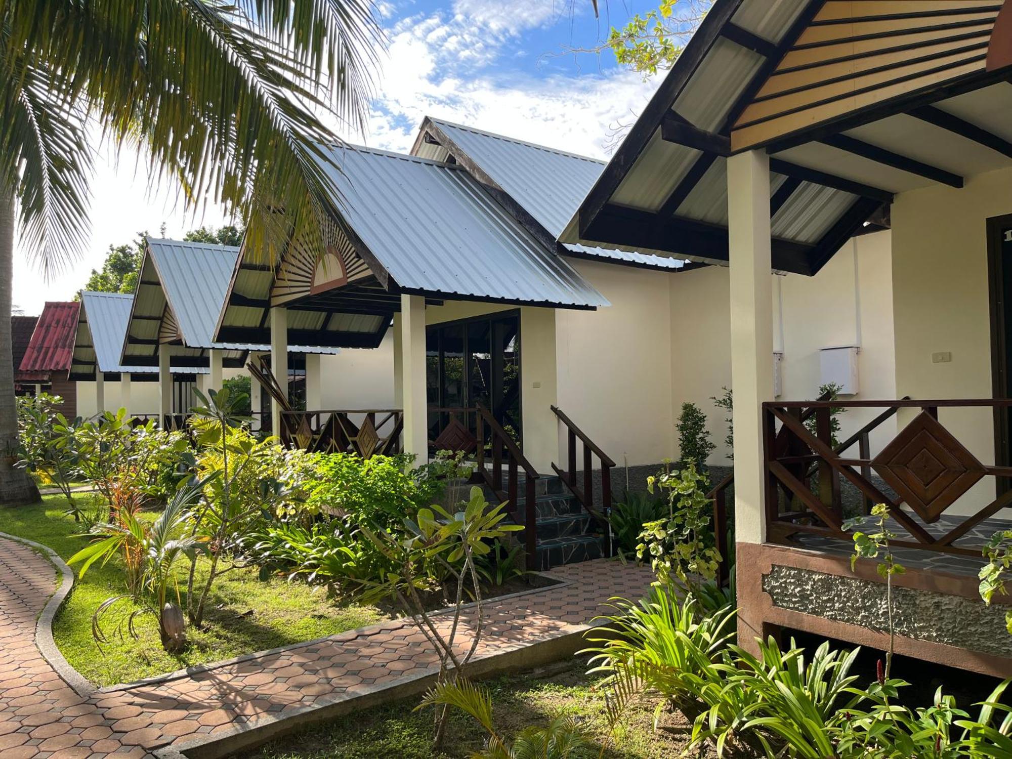 Noble House Beach Resort Ko Lanta Dış mekan fotoğraf