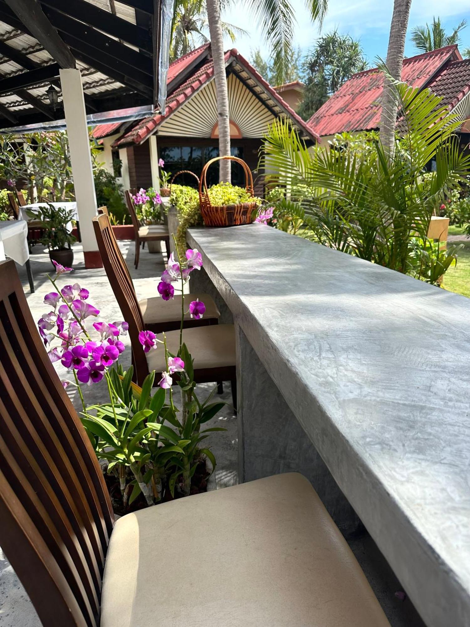 Noble House Beach Resort Ko Lanta Dış mekan fotoğraf